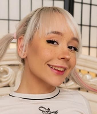 Alice Bong