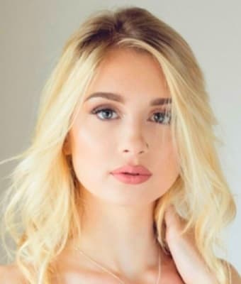 Anastasia Knight