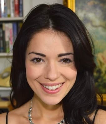 Ava Dalush