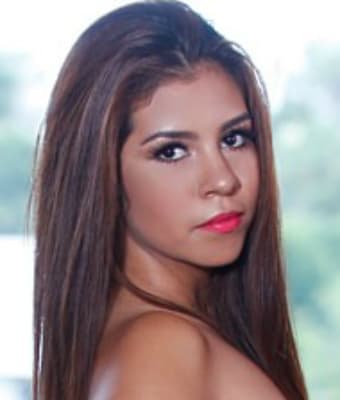 Elizabeth Marquez