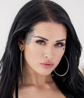 Katrina Jade
