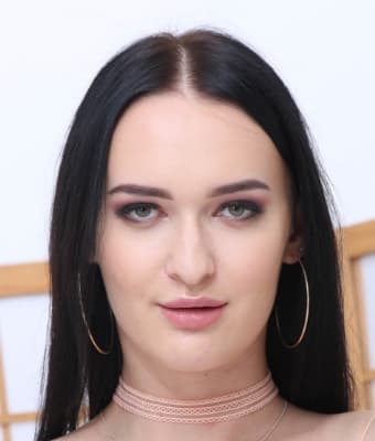 Sasha Sparrow